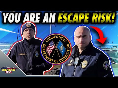 Correctional Officers ESCALATE Immediately! Captain Gets A FREE Education On Our Rights!