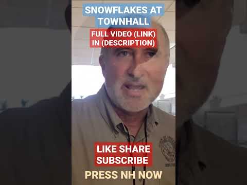 *SNOWFLAKES FALL* CITY HALL 1ST AMENDMENT AUDIT PRESS NH NOW