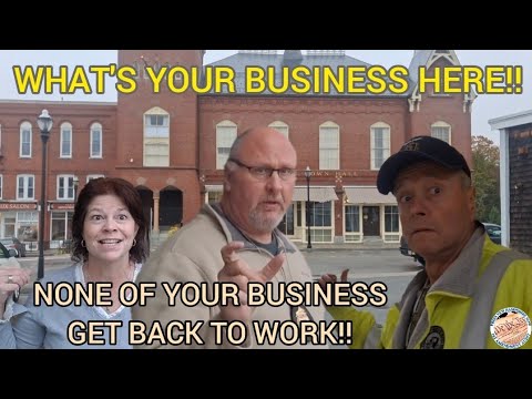TOWN HALL EMPLOYEE GETS CAUGHT *PLAYING ON PHONE* DPW  WORKER GETS OWNED