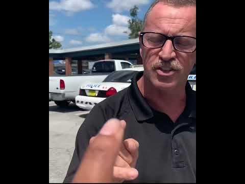 Cop Gets Owned Trying to get an ID Cookie!  First Amendment Audit #idrefusal #firstamendmentaudit