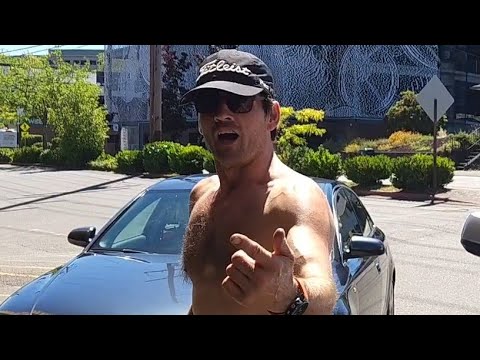 🚨MAYHEM and MAIL✊️ ASSAULTED by SHIRTLESS GOOF at the POST OFFICE!🚨 #1a #firstamendment #karen