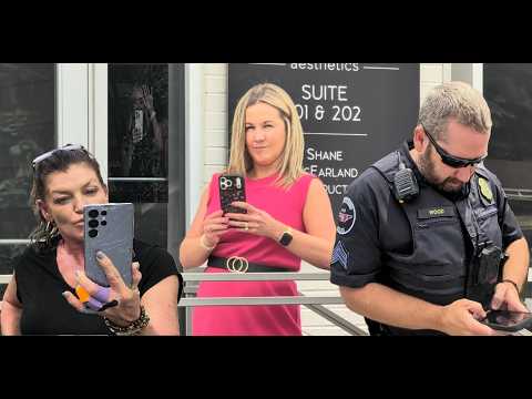 MAYOR'S WIFE CALLS COPS ON 1ST AMENDMENT AUDITOR IN CITY OF MURFREESBORO , TN ! (POLICE PRESENCE)