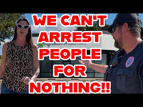 STONERS LOSE IT When Cops Agree With First Amendment Auditor!!